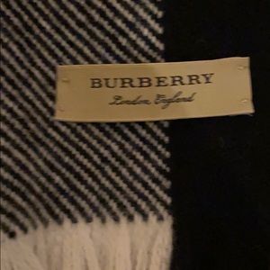 Burberry scarf